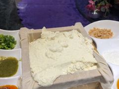 自制石磨豆腐-95号酱骨·一块豆腐(展春园西路店)