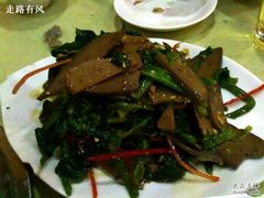 羊肝拌菠菜-杨记小骨头羊杂馆(南五马路店)