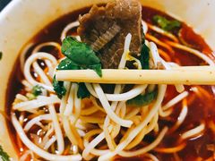 -薛记襄阳香辣牛肉面(平安路店)