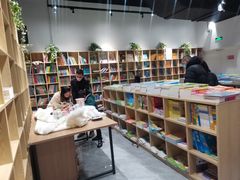 -新华书店(印象城店)