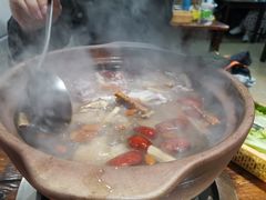 -威邵鸡煲(西华路总店)
