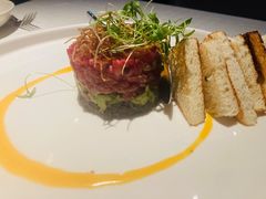 牛肉塔塔配牛油果黑橄榄酱-Solo(衡山路店)