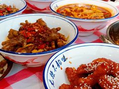 -笨豆腐居民楼菜馆•江西小炒(天津开发区店)