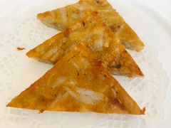 香煎鹅肝藕饼-悦湖公馆