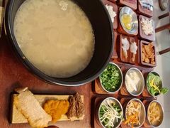 -银米·云南传统过桥米线(双廊黑金冠店)