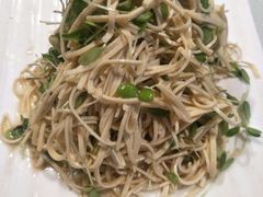 香椿拌千张-东华大酒楼(主楼店)