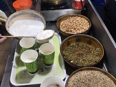 -清真老马家国华牛奶鸡蛋醪糟(正宁路店)