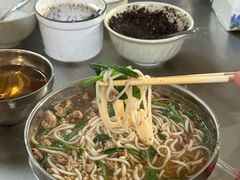 -正宗杨记普洱酸醋米线(总店)