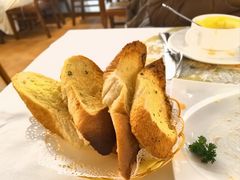 -金色时光俄式西餐厅(中央大街店)