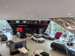 -上海永达奥诚奥迪4S店(申江路店)