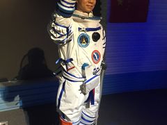 -金石蜡像馆