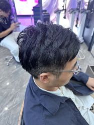 -藤野造型烫染·漂发