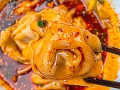 -李与白包子铺(桐梓林店)