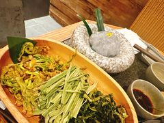 -三出山火锅(南京万象天地店)