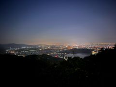 -达蓬山旅游度假区
