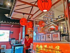 -川流不息·地道川菜·小龙虾(新松江路店)