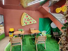 -Dragon Pizza•圆脸龙披萨·牛排餐厅
