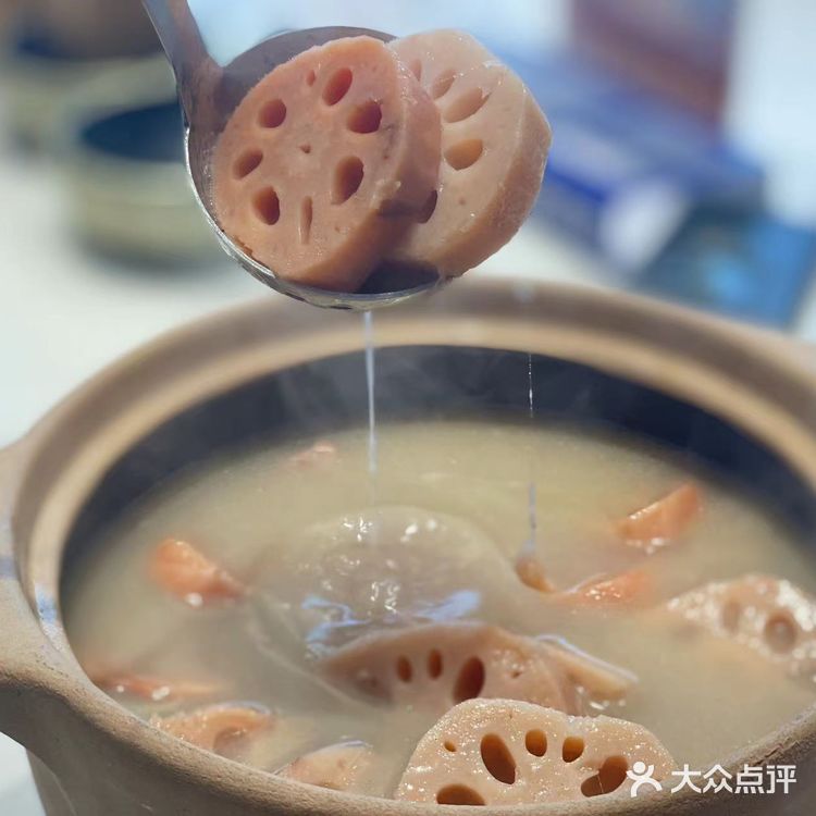 一家将您带入湖南的湘菜馆，喜欢湖南菜的朋友推荐来哦！