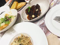 香辣猪肘-娜娜家·Nana's restaurant(国金汇店)