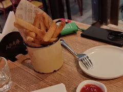 -牛啤堂精酿啤酒餐吧(五棵松华熙店)