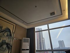 -康乃馨保健中心(第十一分店)