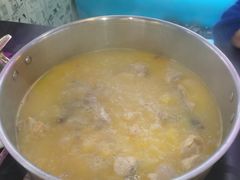 -鲜入围煮花胶鸡海鲜火锅