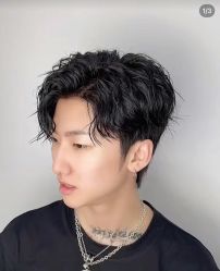 -海文先生国潮烫染男士理发馆