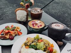 -ommo cafe(半岛城邦店)