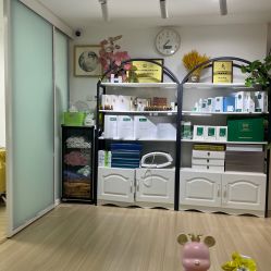 -荟草堂专业祛痘修护中心