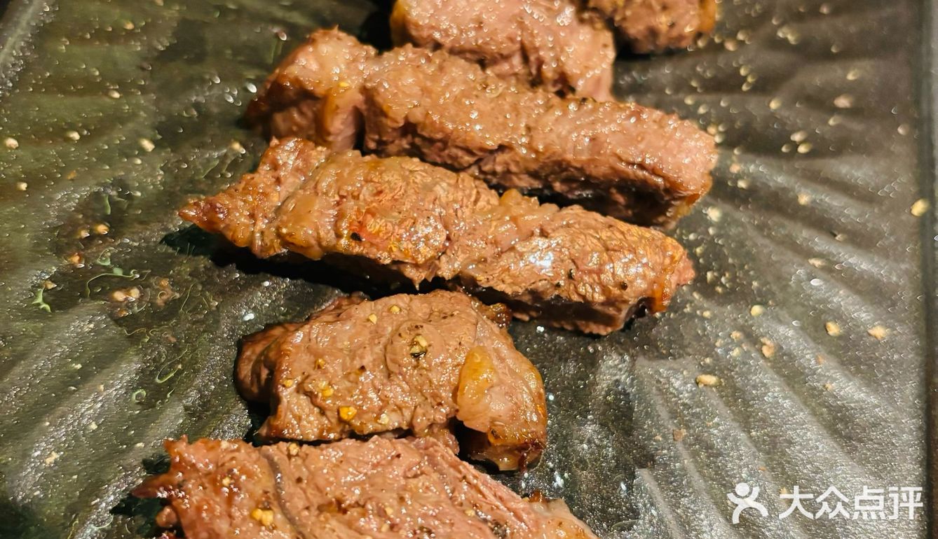 双旦姐妹聚会，必须得来解锁这家日式烤肉店哇！