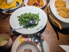 -新白鹿餐厅(滨江银泰店)