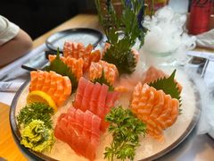 -枝魯枝魯自助料理