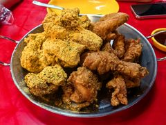 -BHC炸鸡(明洞总店)