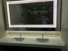 -威尔仕健身会所(古北1699店)