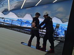 -Hopo Snow 城市滑雪空间(滨江宝龙城店)