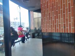 -达美乐比萨(南京路店)