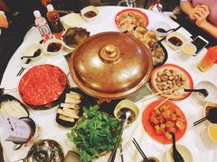 -鲜入围煮花胶鸡海鲜火锅