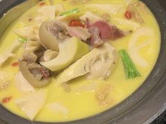 -披云云小馆·味道江湖(姚家园万象汇店)