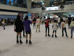 -正佳冰河湾真冰滑冰场