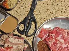 -姜胖胖韩式自助烤肉(光明万达店)