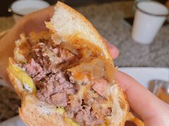 鹅肝牛肉汉堡-Cooking Man(中懋天地店)