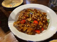 -马路牙子地桌烤肉(工体店)