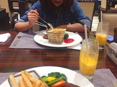 -北京希尔顿逸林酒店-逸轩西餐厅-自助餐厅