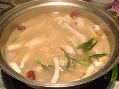 -大头椰·椰子鸡火锅(南宁万象城店)