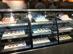 面包甜点陈列柜-火锅岛潮牌自助餐厅(天津天佑城店)