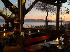 -城墙外BAR