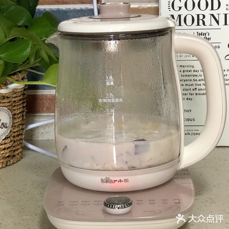 紫薯牛奶银耳羹～女神级平价食谱