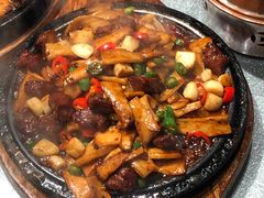 鲜花椒炒牛柳-北李妈妈菜·虾爬子大锅贴(贵和店)
