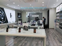 -荣耀授权专卖店(黄浦浙江中路店)