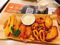 小吃拼盘-必胜客(WOW贺州灵峰店)